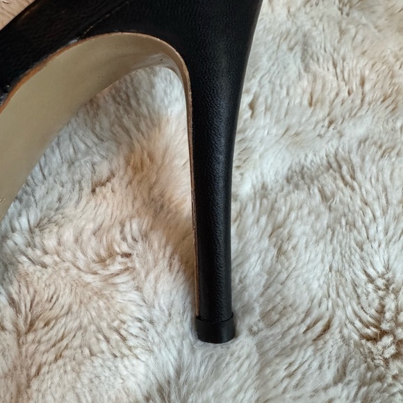 Valentino Garavani

Rockstud Ankle Strap Pumps With Tonal Studs 100 MM - Picture 14 of 15